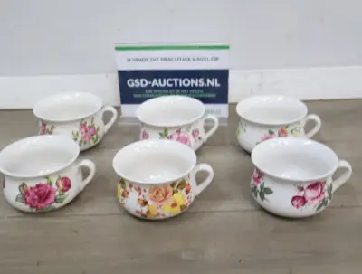 Porseleinen kopjes met bloemenmotief'' – kavel bij GSD Auctions, Zoeterwoude