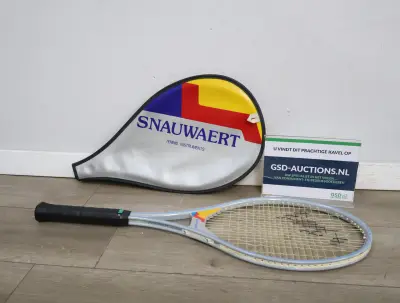 Tennisracket met hoes Snauwaert'' – kavel bij GSD Auctions, Zoeterwoude