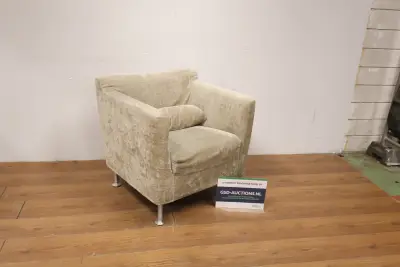 Cristian - Beige stoffen fauteuil'' – kavel bij GSD Auctions, Zoeterwoude