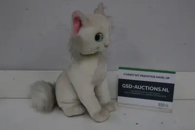 Witte knuffelkat'' – kavel bij GSD Auctions, Zoeterwoude