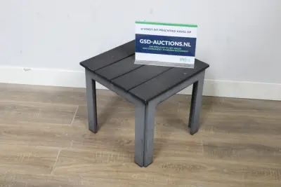Bijzettafel, Sidetable'' – kavel bij GSD Auctions, Zoeterwoude