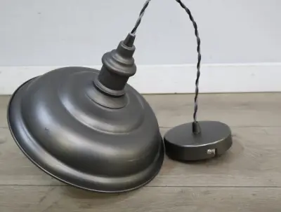 Hanglamp - Industriële Stijl'' – kavel bij GSD Auctions, Zoeterwoude