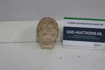 Beeld van kinderhoofd'' – kavel bij GSD Auctions, Zoeterwoude