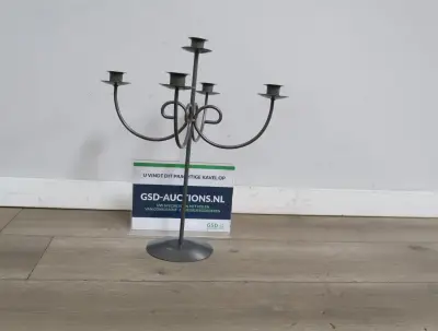 Zwarte metalen kandelaar met vijf armen'' – kavel bij GSD Auctions, Zoeterwoude