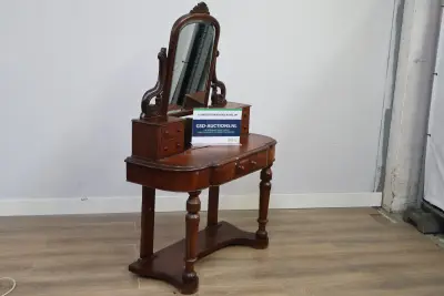 Antiek houten kaptafel met spiegel'' – kavel bij GSD Auctions, Zoeterwoude