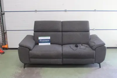 Grijze stoffen elektrische relax bank'' – kavel bij GSD Auctions, Zoeterwoude