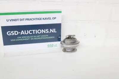 Vintage aansteker met metalen sierdesign – kavel bij GSD Auctions, Zoeterwoude