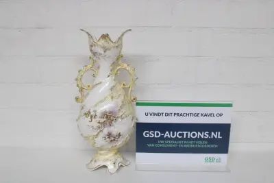 Antieke handgeschilderd decoratieve vaas – kavel bij GSD Auctions, Zoeterwoude