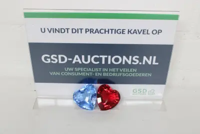 Set van 2 kristal glazen hartjes – kavel bij GSD Auctions, Zoeterwoude