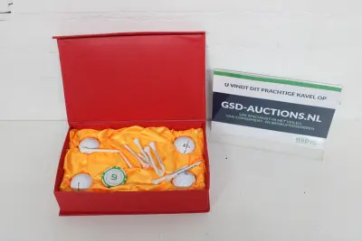 Golfballen en tees – kavel bij GSD Auctions, Zoeterwoude
