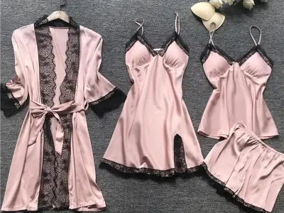 Nachtkleding set 4 delig - roze - maat L – kavel bij GSD Auctions, Zoeterwoude