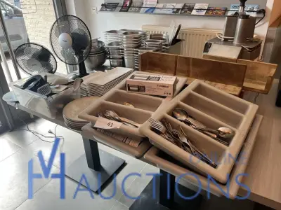 Partij divers keukengereedschap – kavel bij VH Auctions