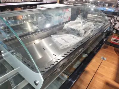 Warmhoudvitrine tafelmodel nieuw – kavel bij Veilingwinnaar, Amsterdam-West