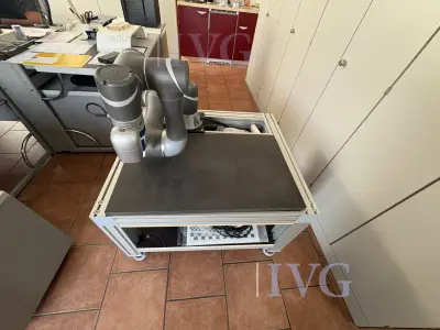 6-Achs-Roboter TECHMAN ROBOT TM5-700 – foto 2 – kavel bij IVG, Braunschweig