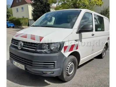 1 VW Transporter TDi 4motion, defekt, bedingt fahrbereit – kavel bij Zoll-Auktion, Stuttgart