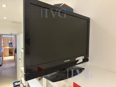 GRUNDIG-flatscreen – kavel bij IVG, Bad Salzuflen