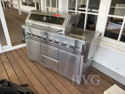 Gasbarbecue SANTOS P 618 – kavel bij IVG, Bad Salzuflen