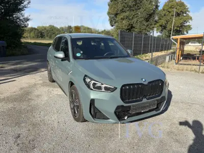 Kombilimousine BMW iX1 eDrive 30 – kavel bij IVG, Bad Salzuflen
