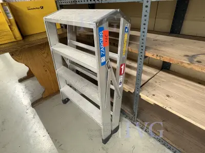 Aluminium opstapje van ZARGES – kavel bij IVG, Augsburg