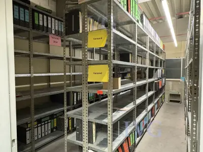 Posten Stahl-Schraubregale – kavel bij IVG, Augsburg