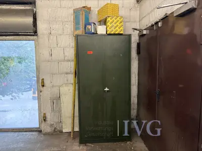 Stahl-Schrank – kavel bij IVG, Augsburg