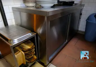 Verwarmde kast van roestvrij staal – kavel bij Nl.clicpublic