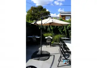 Set of parasols – kavel bij En.clicpublic