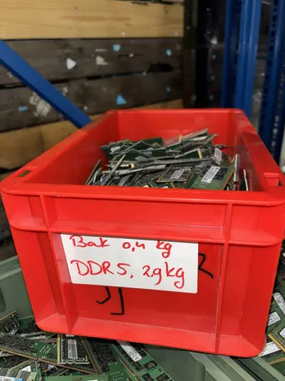 Ca. 2,9 KG DDR5 laptop geheugen – kavel bij Domeinen Roerende Zaken, Hoogeveen
