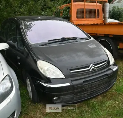 CITROËN XSARA PICASSO, enkel voor vergunninghouders en erkende centra voor verschrotting – kavel bij Belga Veilingen