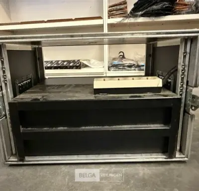Lege 19' flightcase – kavel bij Belga Veilingen