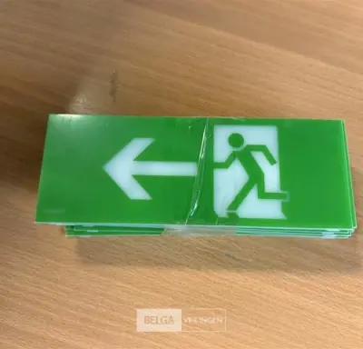 ± 20x EXIT-plaatje – kavel bij Belga Veilingen