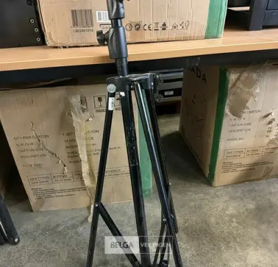 1x Statief MANFROTTO – kavel bij Belga Veilingen