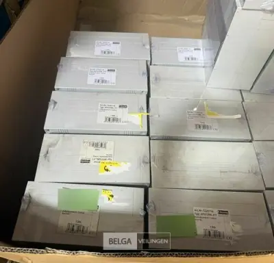 Opbouw-verdeelkast (groepenkast) f-tronic (10x) – kavel bij Belga Veilingen, Peer