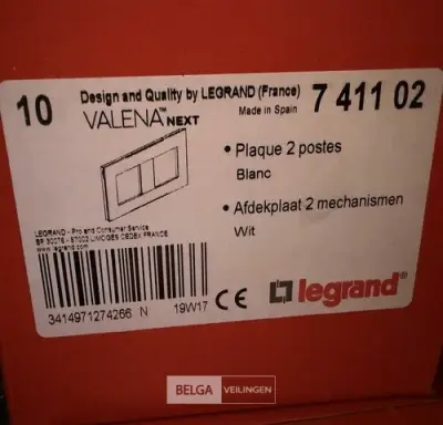 2-voudige afdekplaat Legrand Valena Next (10 st/doos-4 dozen) – kavel bij Belga Veilingen, Peer