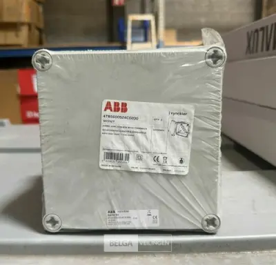 Aftakdoos ABB Vynkier (2 st) – kavel bij Belga Veilingen, Peer