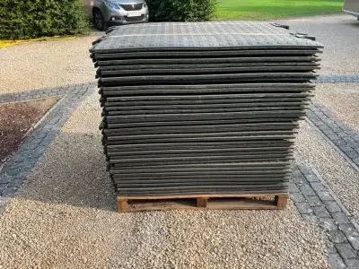 1 Pallet Rubberen Tegels 120x80cm – kavel bij Hammertime