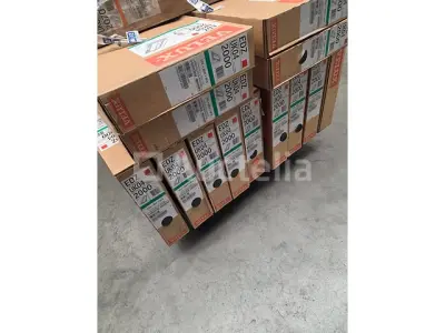 Velux UK04 set: 13 EDZ-koppelingen en 1 LPG-raam – 1340 × 980 mm – kavel bij Auctelia, La Louvière