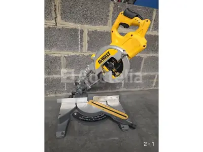 XR FlexVolt 54 V Verstekzaag – 216 mm blad – kavel bij Auctelia, La Louvière
