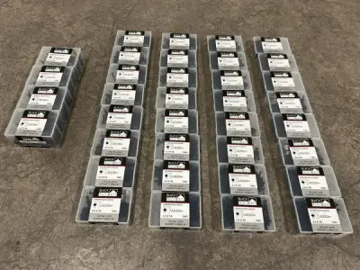 Blackline spaanplaatschroef zwart cilinderkop set 36-delig – kavel bij XL Auctions