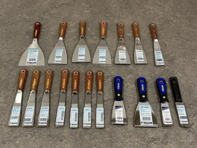 Pinguin plamuur-, schilders- en uitkapmessen set 18-delig – kavel bij XL Auctions