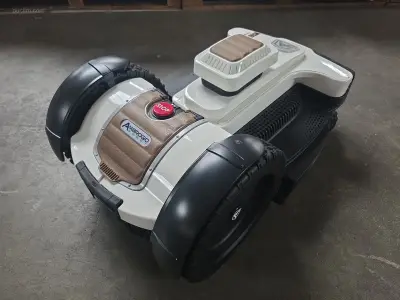 (4x) Robotmaaiers Ambrogio EXT 4.36 ELITE 4WD – kavel bij Auctim, Aartselaar