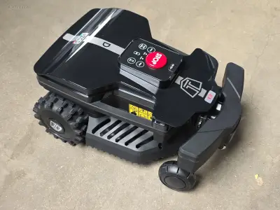 (3x) Robotmaaiers Tech line TWENTY DELUXE – kavel bij Auctim, Aartselaar