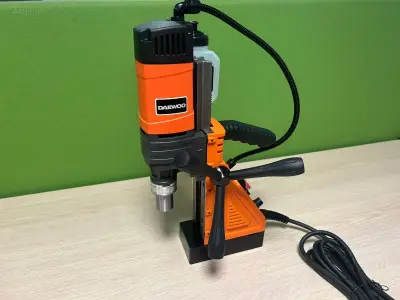 Daewoo - 2026 - DAMCD1600 - Magnetische – kavel bij Auctim, Aartselaar