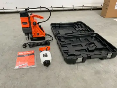 Daewoo - 2026 - DAMD 1600 - Magnetische – kavel bij Auctim, Aartselaar