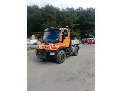 1 Mercedes-Benz Unimog U300 – kavel bij Zoll-Auktion, Schonungen