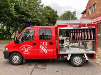 1 Tragkraftspritze TSF FIAT (I) 244 D Maxi 2.0 / für Bastler aufgrund div. Mängel – kavel bij Zoll-Auktion, Datzetal