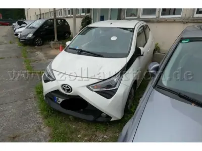 1 Toyota Aygo – kavel bij Zoll-Auktion, Wandlitz