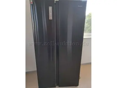 1 Kühlschrank Side by Side der Fa. Hisense TYP RS677N4BFD – kavel bij Zoll-Auktion, Marsberg