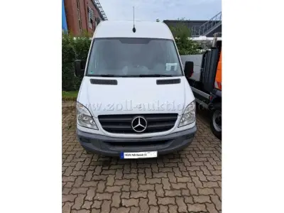 1 Daimler LKW 316 Sprinter geschlossen (nicht Fahrbereit!) – kavel bij Zoll-Auktion, Kiel