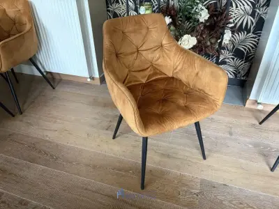 4 kuipstoelen – kavel bij VH Auctions